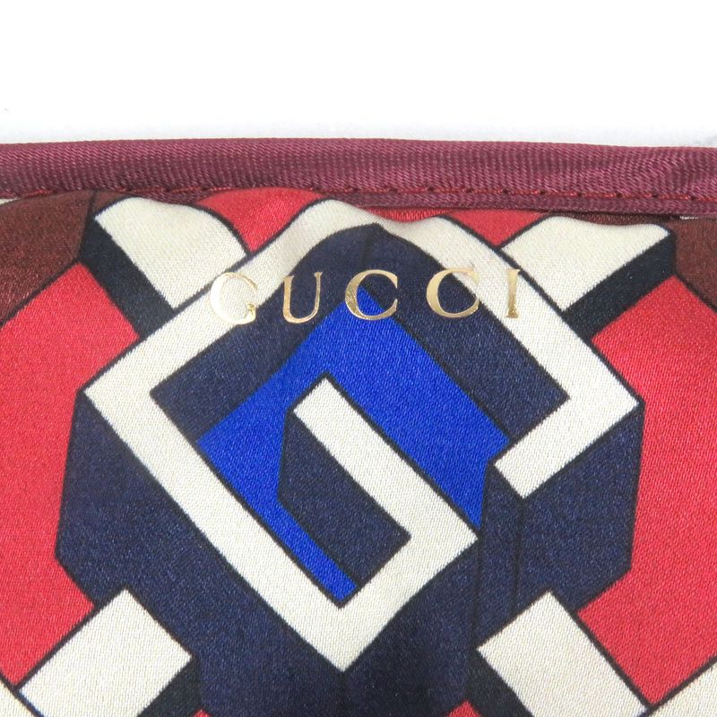 Gucci 100% Silk Geometric G Eye Mask Neck Pillow Slippers Travel Set Red