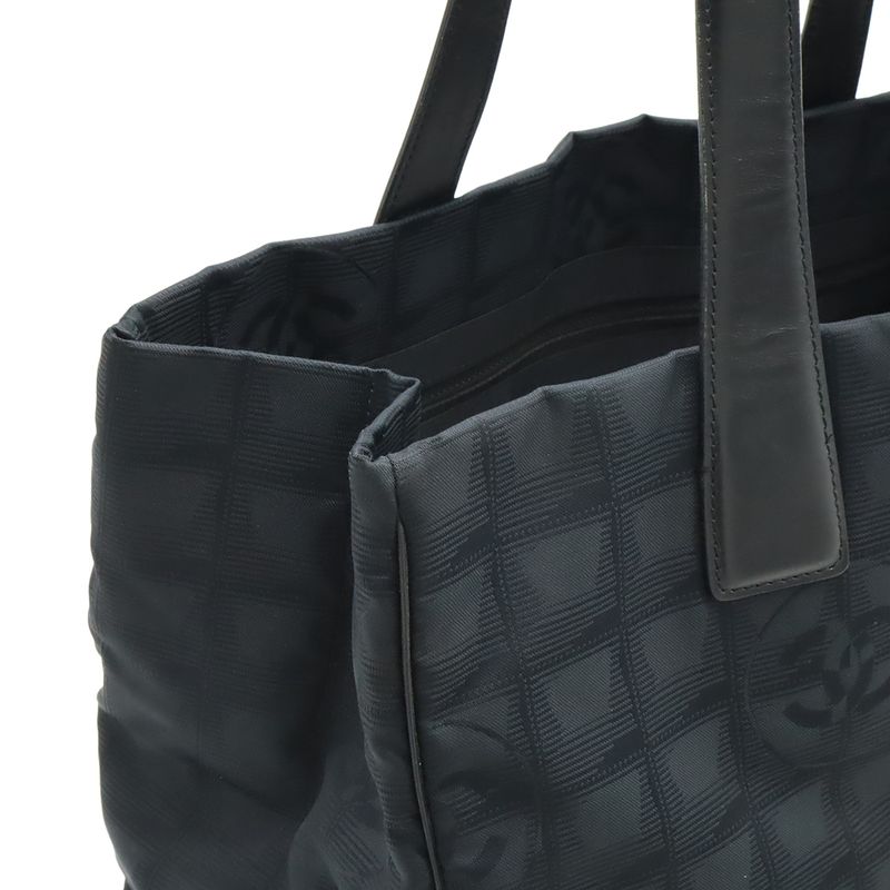Chanel New Travel Line Tote MM Tote Bag Nylon Black