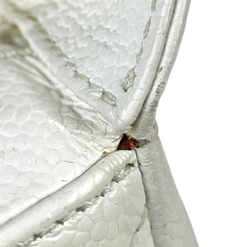 Chanel Chanel Chain Shoulder Bag Quilted Shoulder Bag Caviar Leather White