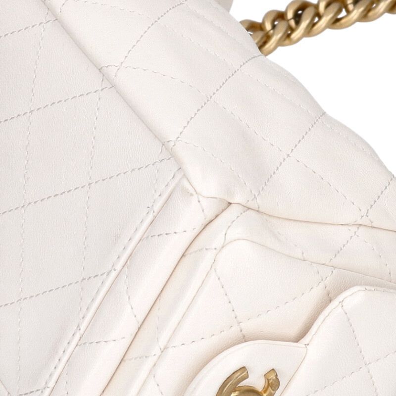 Chanel As5339 Large Hobo Shiny Lambskin Shoulder Bag Women's