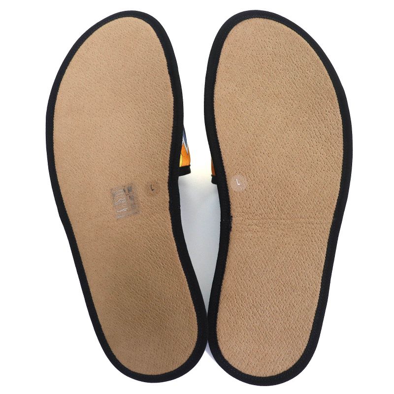 Gucci Silk Geometric G Travel Set Eye Mask Air Pillow Slippers 3-piece Set