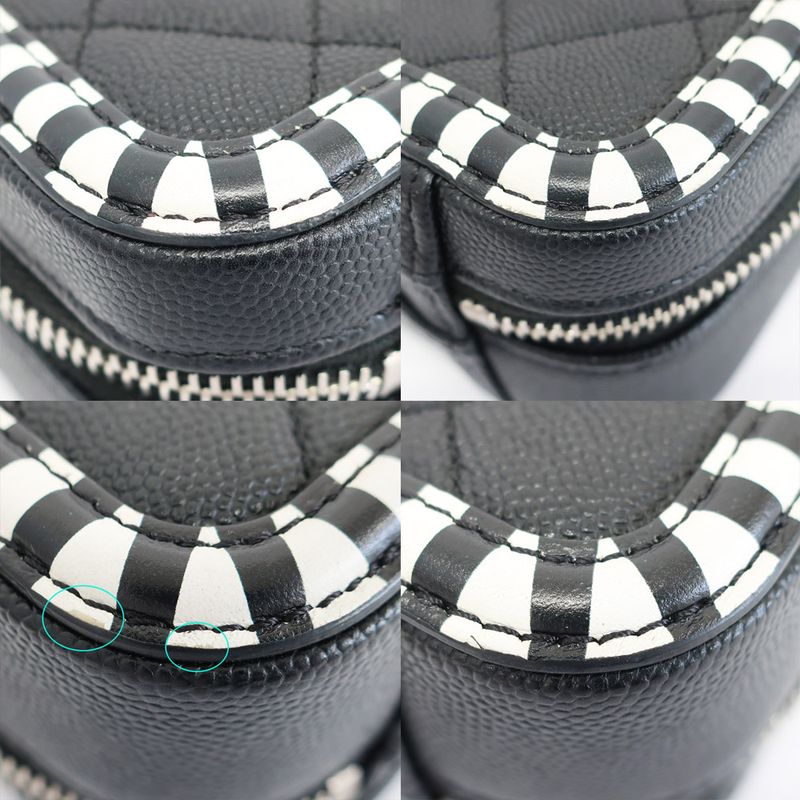 Chanel Chanel CC Filigree-chain Shoulder Bag White Black Quilted