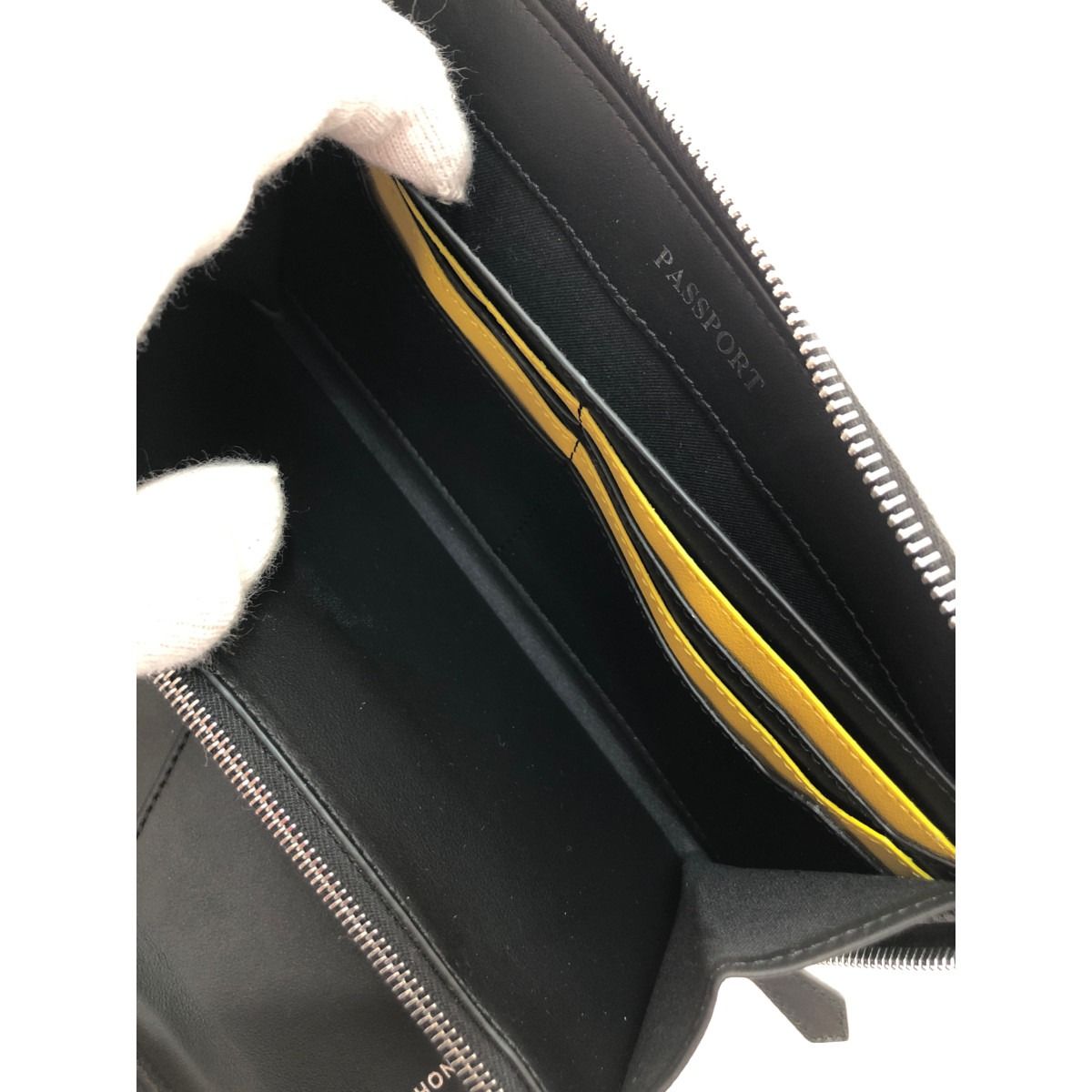 Fendi Travel Wallet 7 M0276 Black