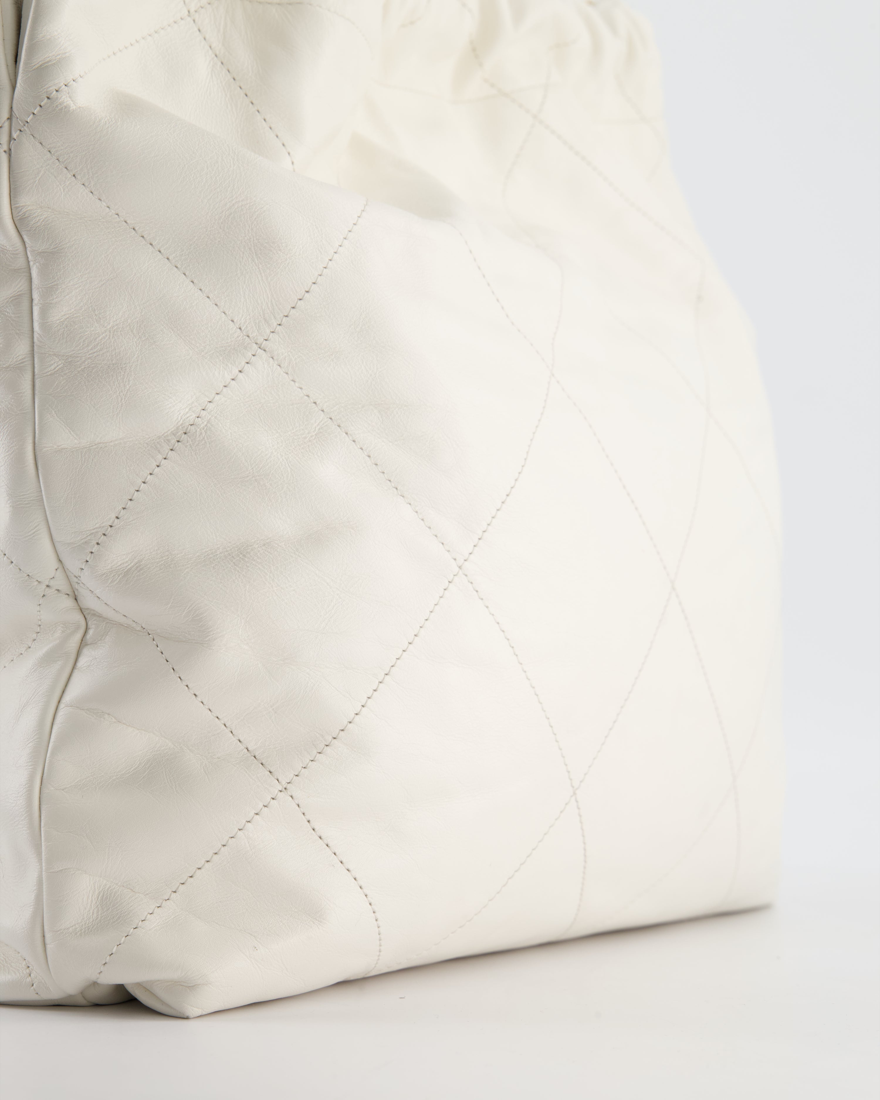 *FIRE PRICE* Chanel 22 Small Bag in White Aged Calfskin with Brushed Gold Hardware