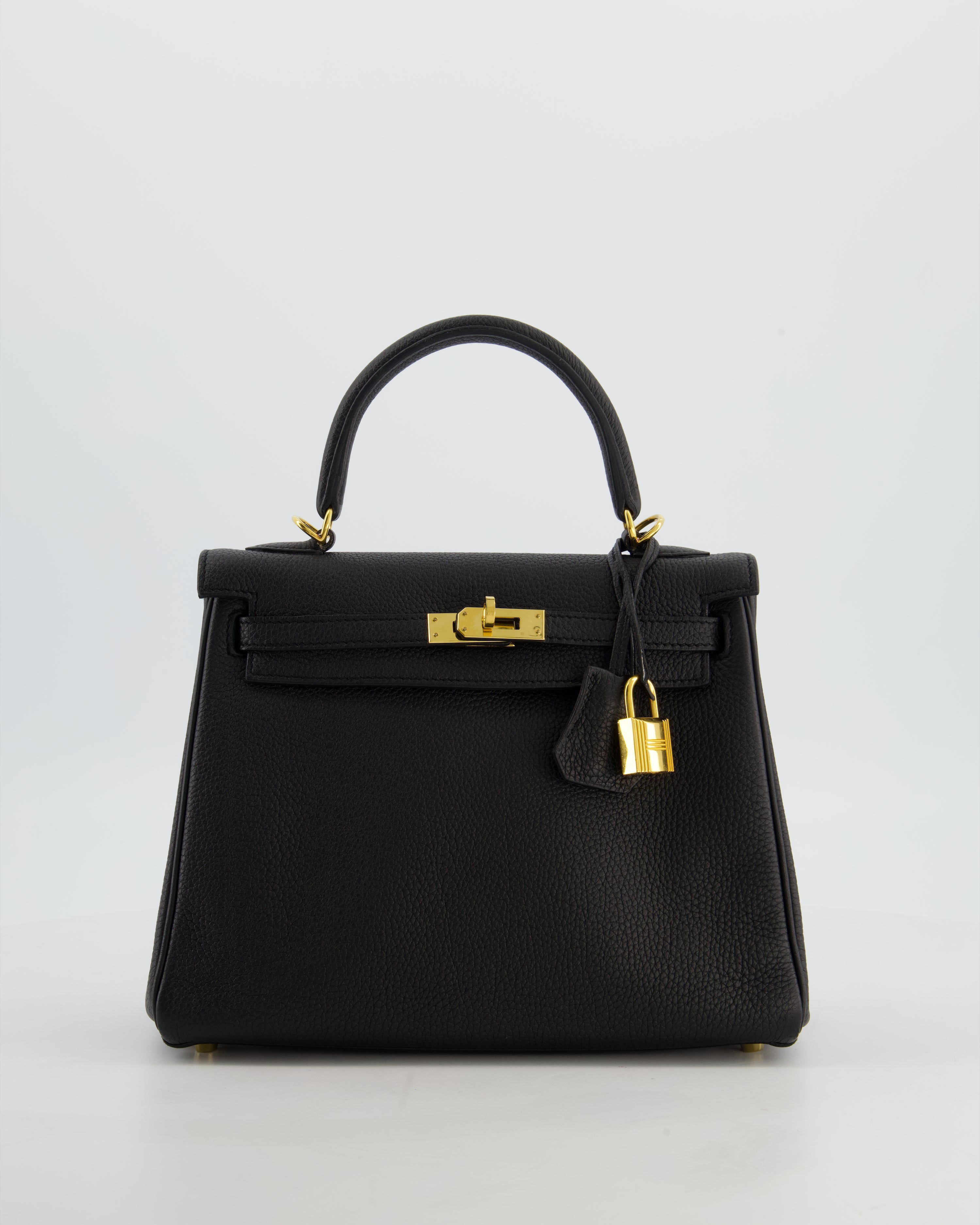 *FIRE PRICE* Hermès Kelly 25 Retourne Bag in Noir Togo Leather with Gold Hardware