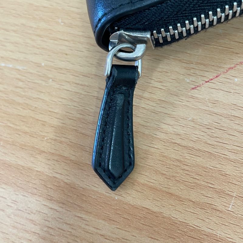 Fendi Travel Wallet Round Zipper Long Wallet