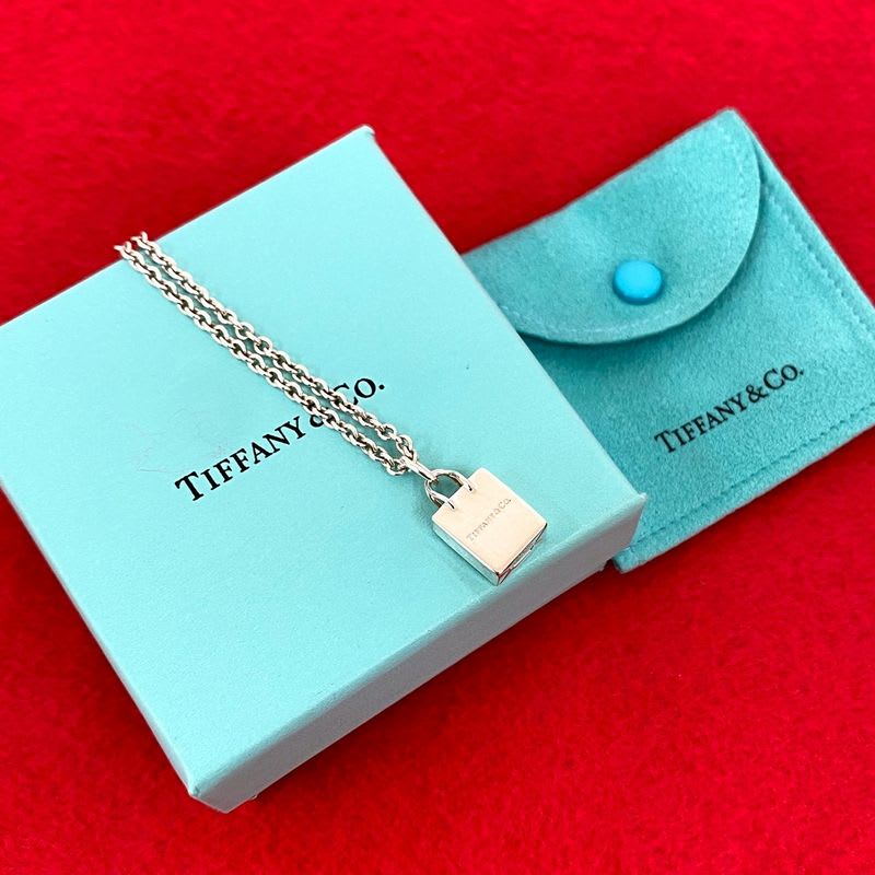 Tiffany & Co Shopping Bag Necklace Logo
