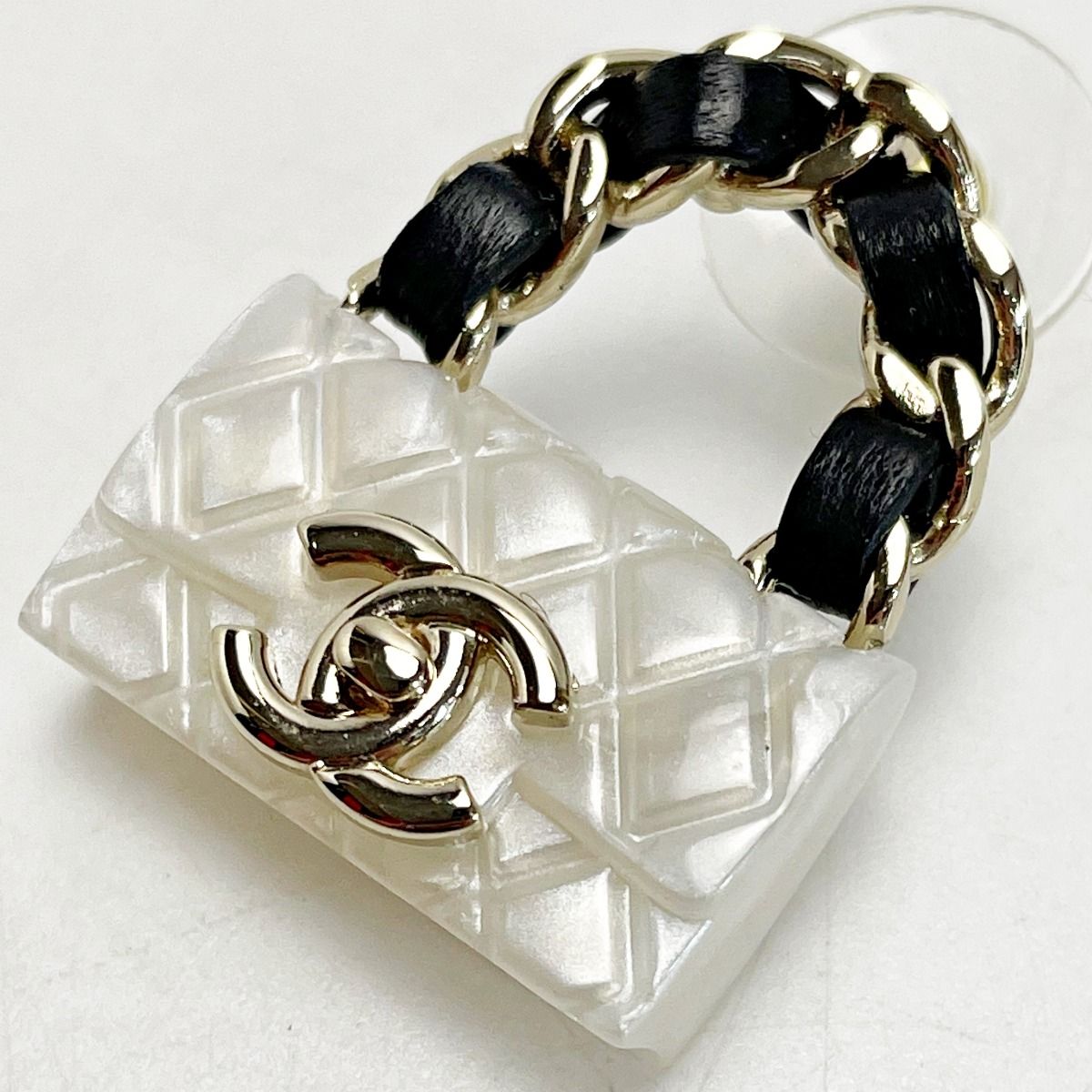 Chanel Chanel B23 C Gold White Bag Motif Quilted